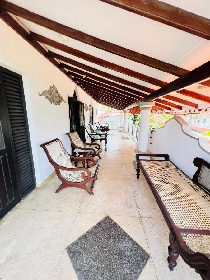 Hotel Morning Star Mirissa Exterior foto